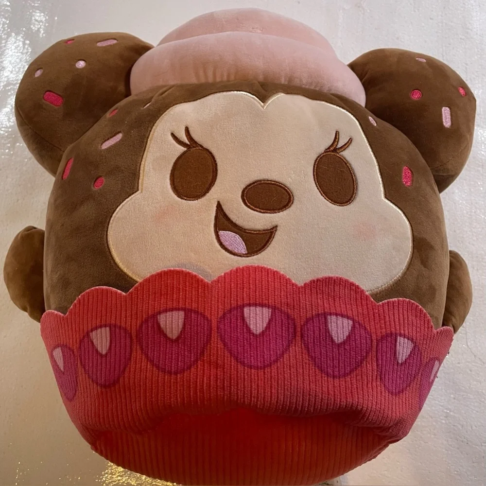 Minnie Mouse Strawberry Cupcake Disney Munchlings Plush Baked Treats 16